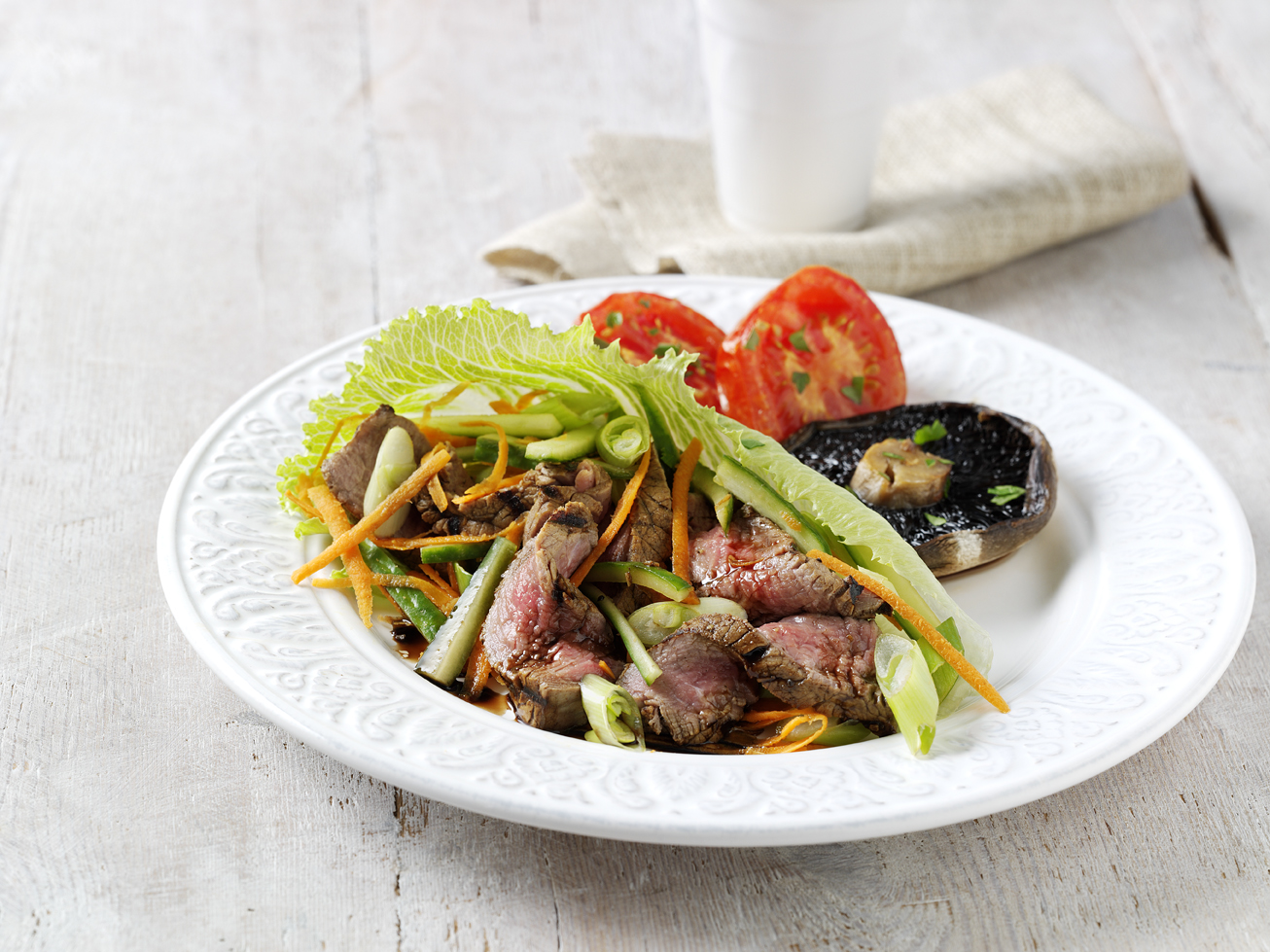 Dinner recipe: Hot beef salad