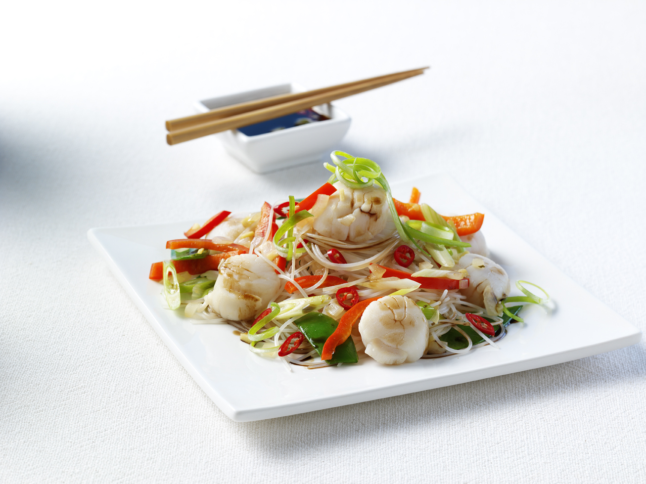 Dinner recipes: Chilli scallop and noodles
