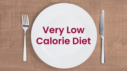White plate with the words Very Low Calorie Diet on it.